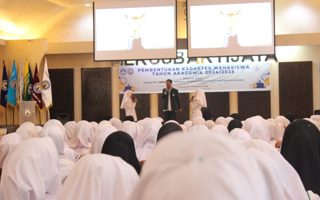 CBT Hari Kedua Universitas Mercubaktijaya Tekankan Leadership dan Communication Skill