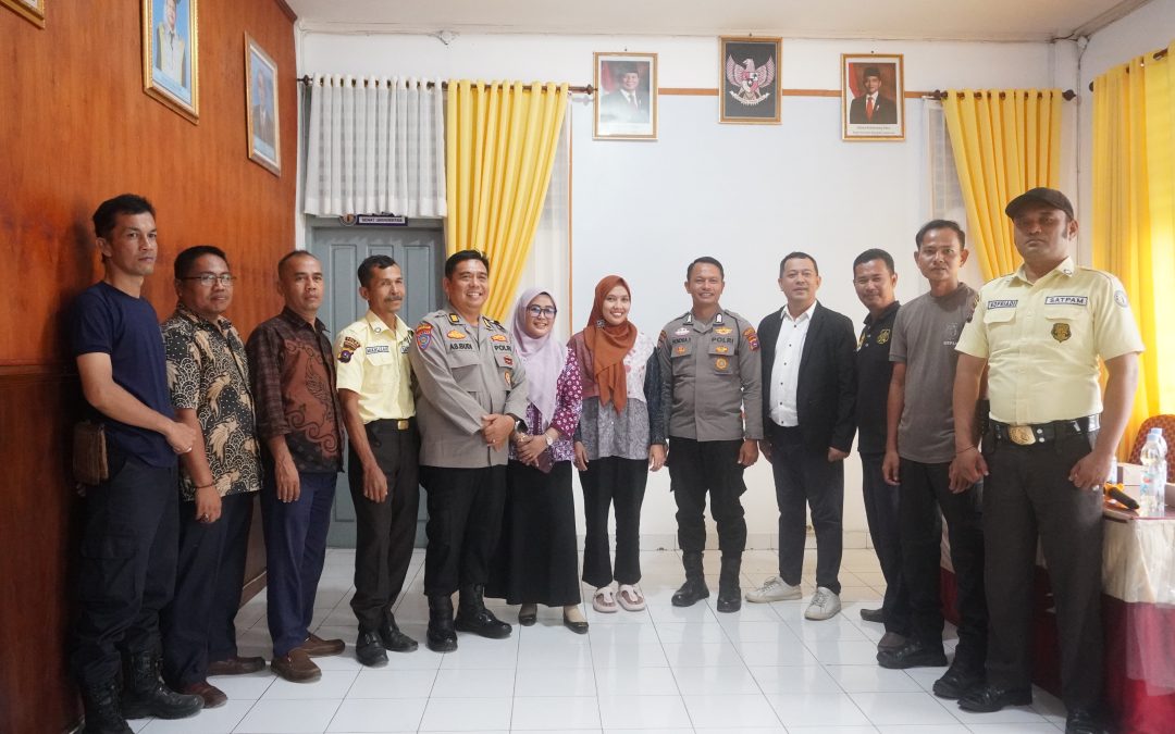 Hari Kedua Pelatihan Service Excellent: Universitas Mercubaktijaya Mantapkan Kualitas Layanan Petugas Pendukung Kampus