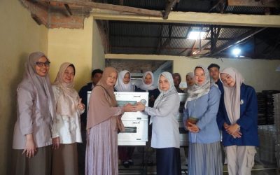 UMCB Bergerak Cepat “Bersih-Bersih dan Bangkitkan UMKM Terdampak Banjir”